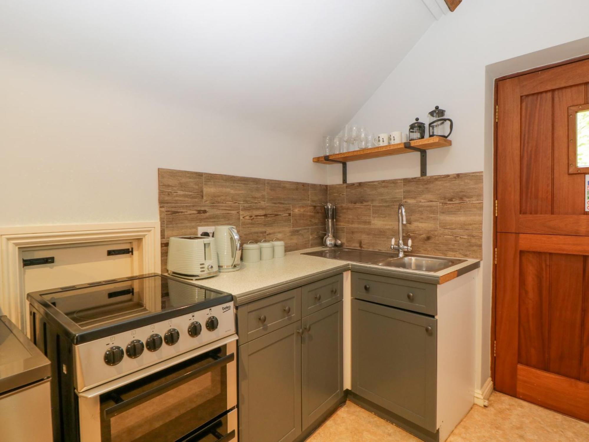 The Coach House Apartment Тьюксбери Экстерьер фото